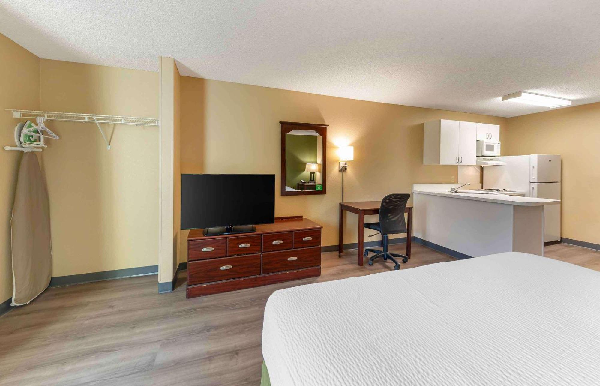 Extended Stay America Suites - Los Angeles - Ontario Airport Guasti Buitenkant foto