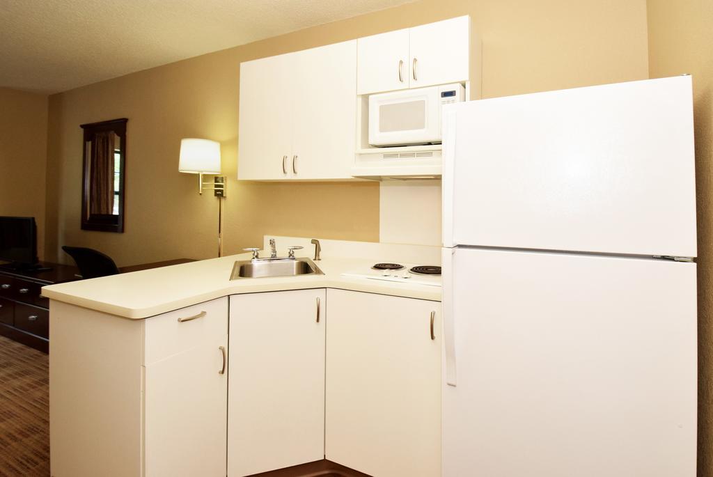 Extended Stay America Suites - Los Angeles - Ontario Airport Guasti Buitenkant foto